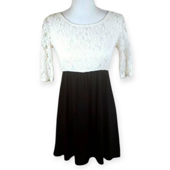 SPEECHLESS CREAM LACE & BLACK DRESS SZ.3 EUC. - Picture 1 of 6